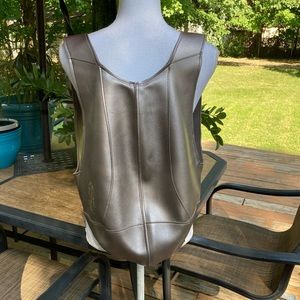 Very slim travel back pack